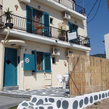 Pansion Konstantinos Aparthotel Skiathos Town Exterior photo